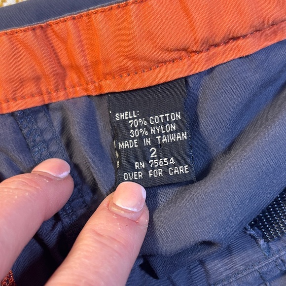 Abercrombie & Fitch Women's Navy Cargo Shorts - Picture 3 of 7